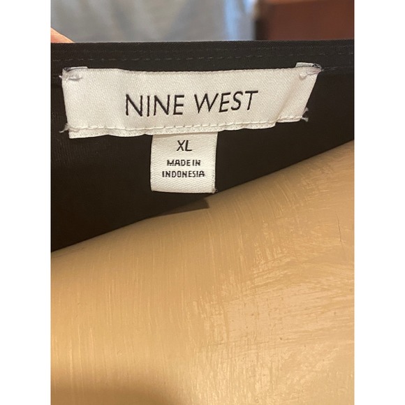 Nine West Black Long Sleeve V Neck Ring Detail Top Women's Size XL - Picture 8 of 9